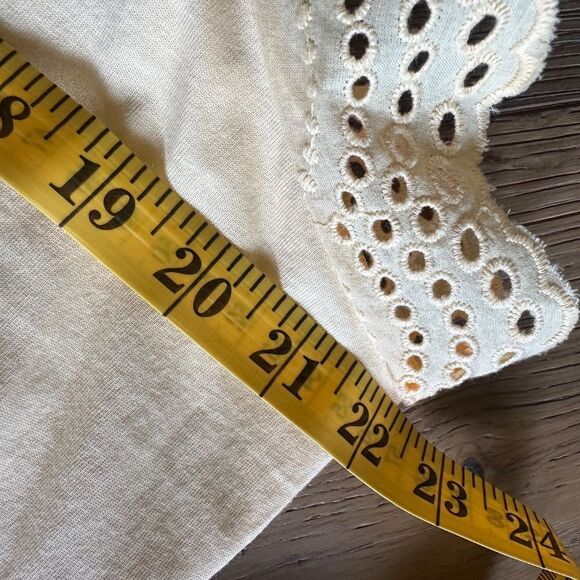 Joe’s Jeans THE ALEXIS BRODERIE SLEEVE TOP in Apricot Sherbert - Picture 5 of 12